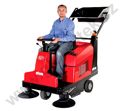 Sedadlový zametací stroj ATOM PLUS SA H - hydraulický výklop